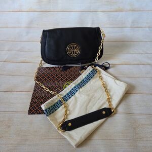 Tory Burch Amanda Logo Black Leather Crossbody Clutch Gold Tone Chain Snap